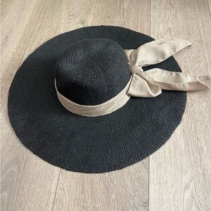 The Hatter Company Black Hat with Linen Bow